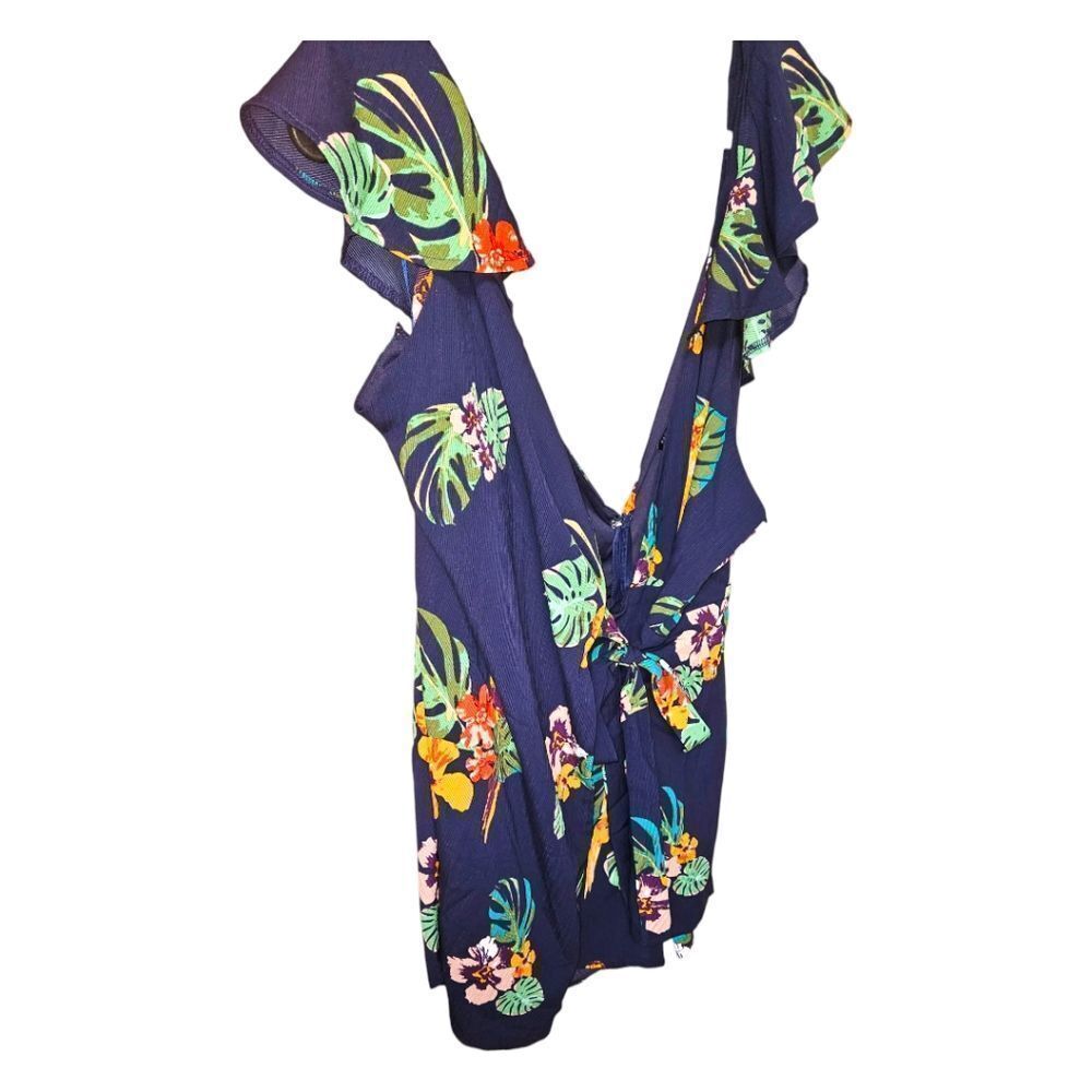 FASHION NOVA VIDETTE Navy Blue Floral Side Tie Romper 3X - Picture 7 of 15